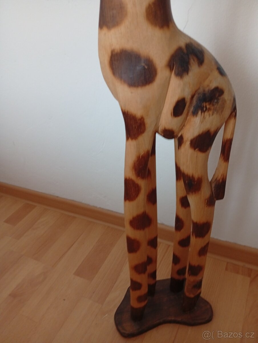 Žirafa dřevěná - 2