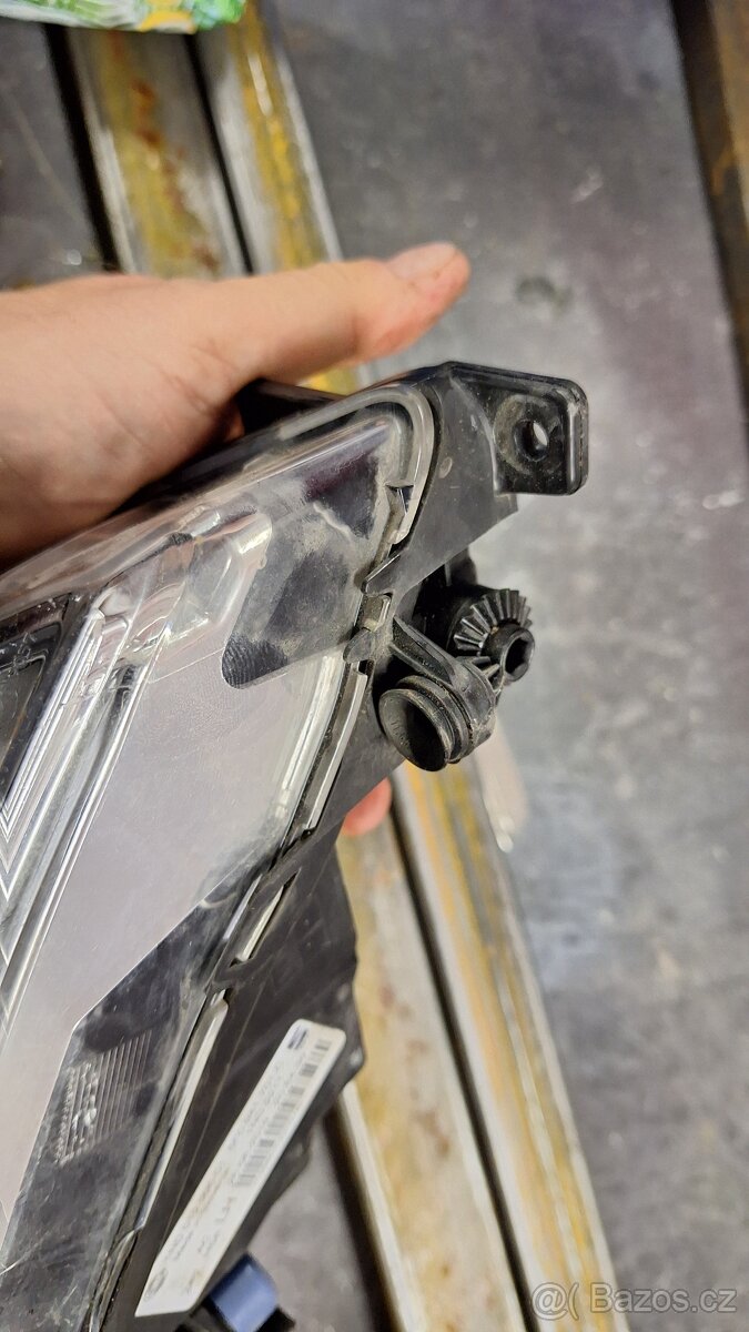 Seat leon mlhovka prava - 2