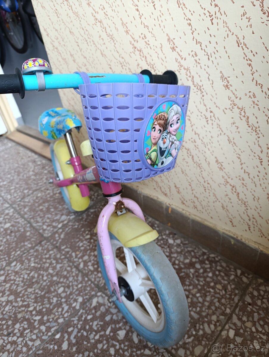 Dívčí odrážedlo - 2