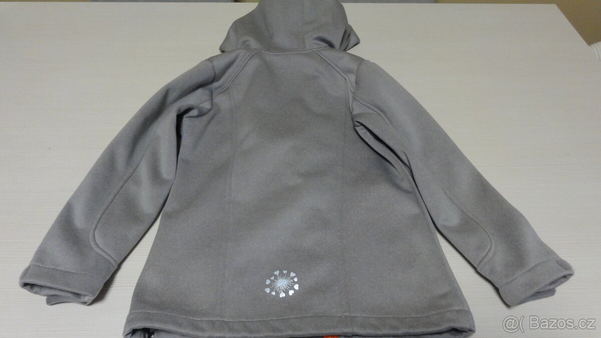 Softshellova bunda vel.122/128 - 2