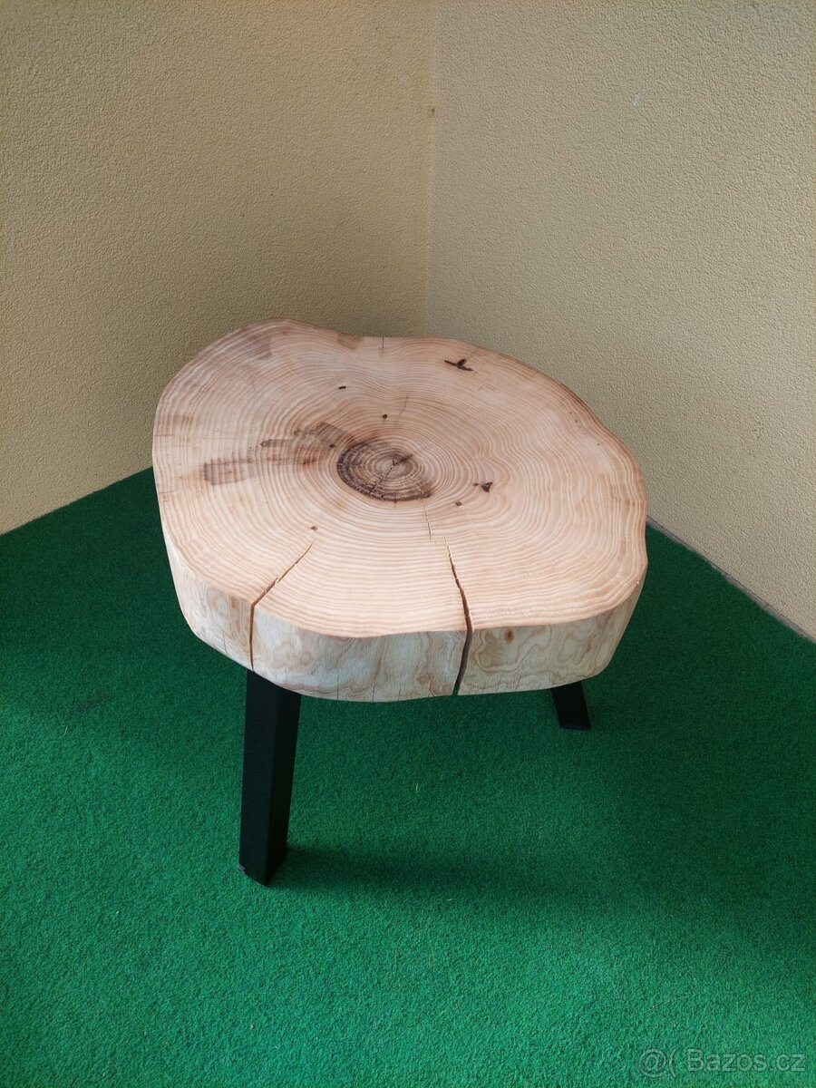 stolek - 2