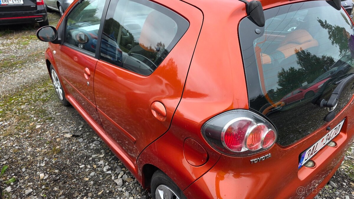 Toyta Aygo - 2