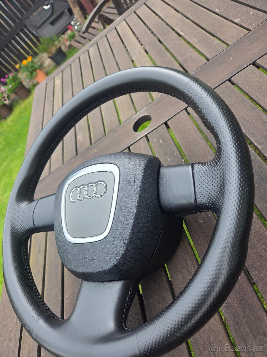 Audi a4 b7 s-line volant - 2