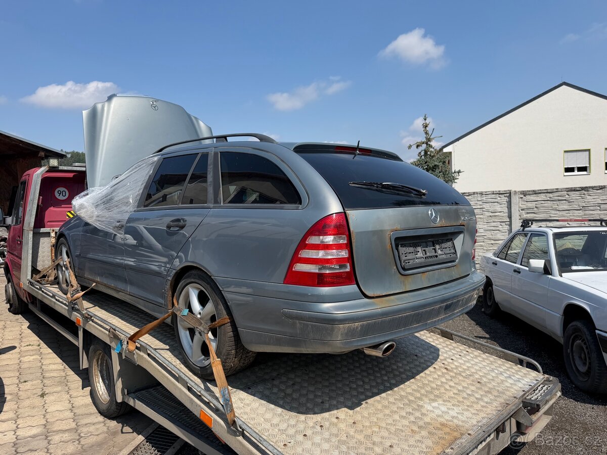 Mercedes Benz W203 200k - 2