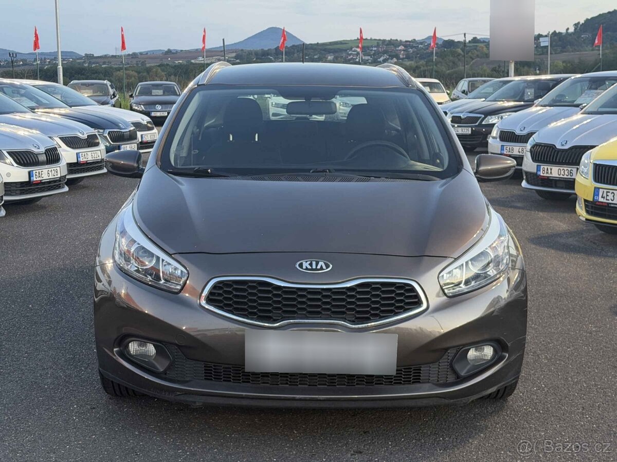 Kia Ceed 1.6 CRDi , 99 kW benzín, 2014 - 2