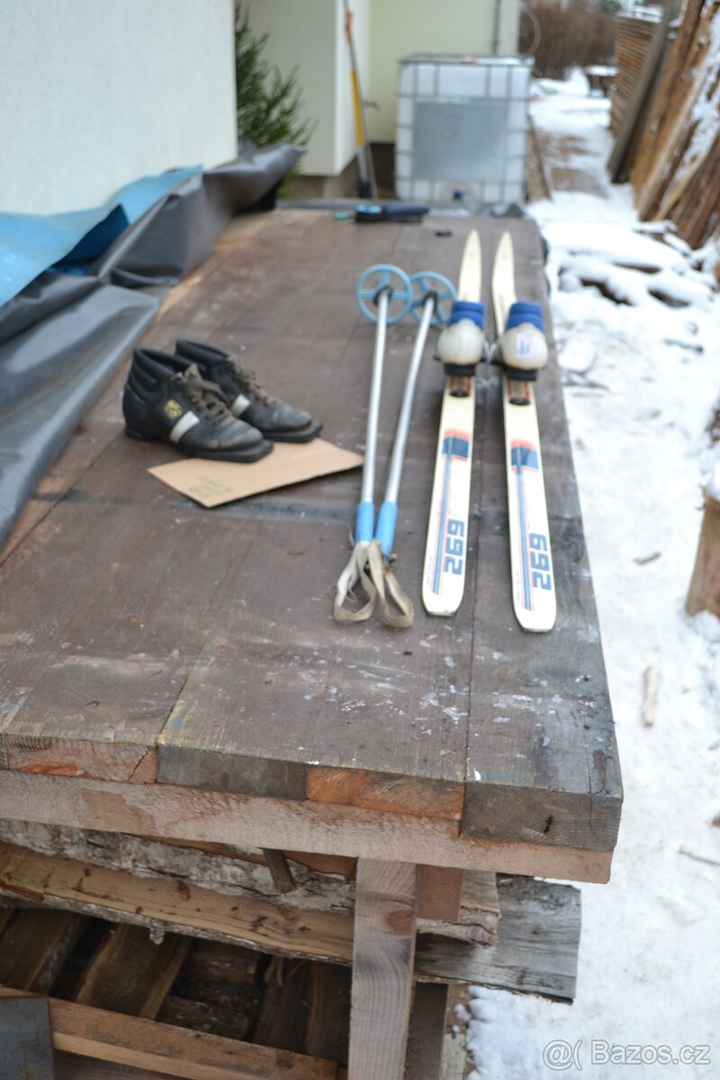 běžky 180cm boty EU 39 Botas , NN 75 vázko a hole - 2