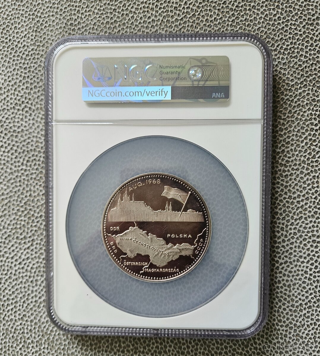 Stříbrná medaile 1968 - Alexander Dubček -mapa Československ - 2