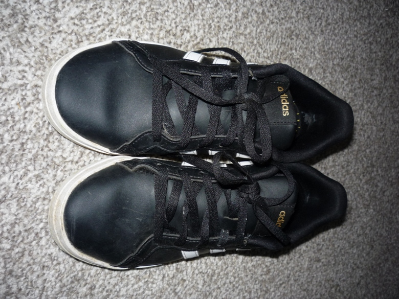 Černé tenisky zn. Adidas vel 37 1/3,stélka 23cm - 2