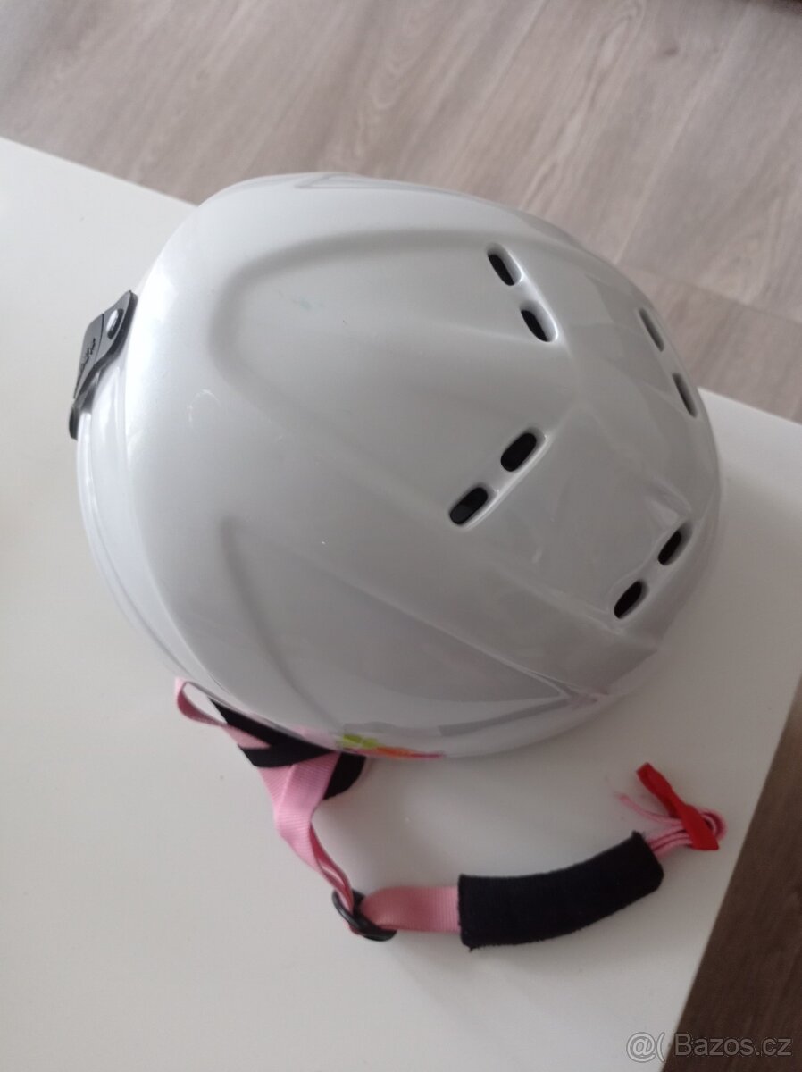 Helma na lyže lyžování - 2