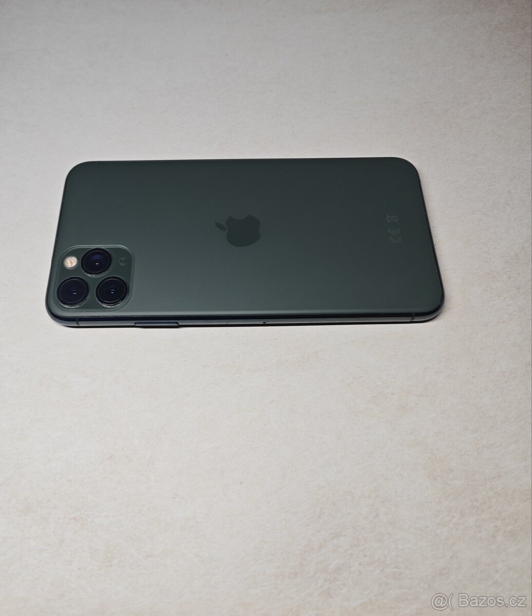 Apple iPhone 11 Pro Max - 2