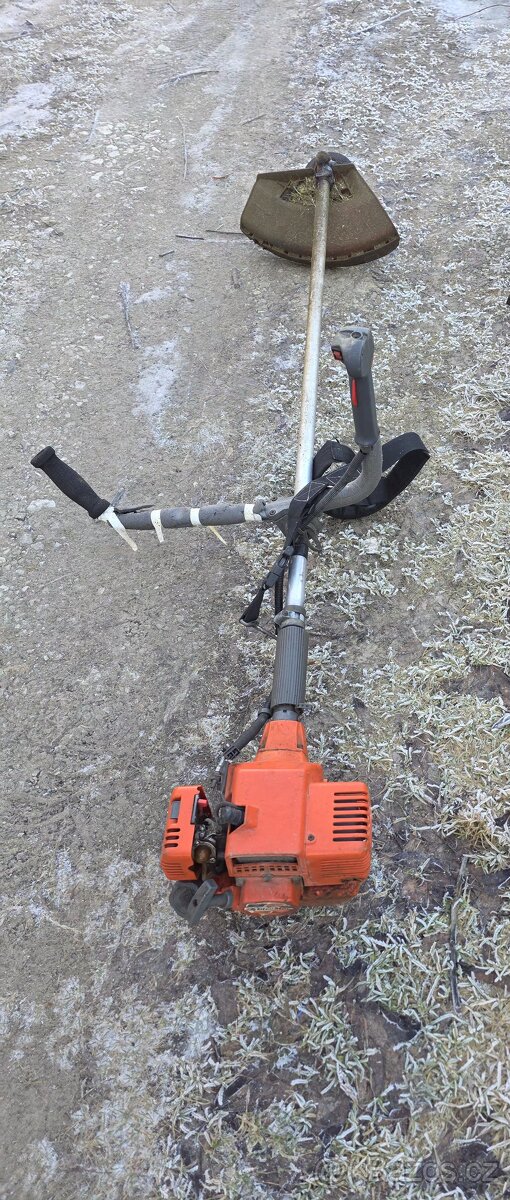 Křovinořez Oleo-mac 735t - 2