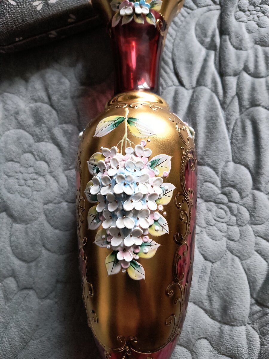 Dekorativní váza - 2