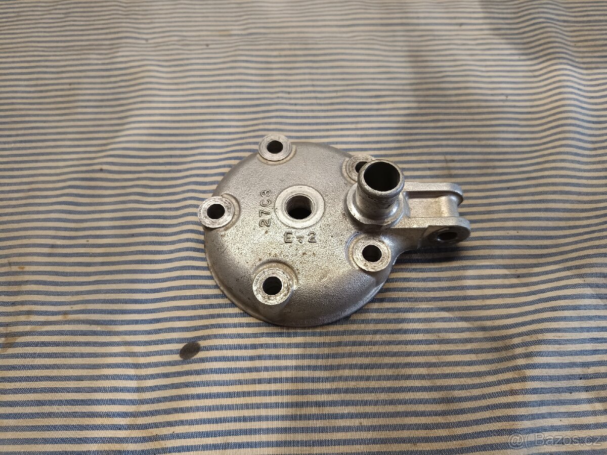 Prodám hlavu Suzuki RM125 - 2