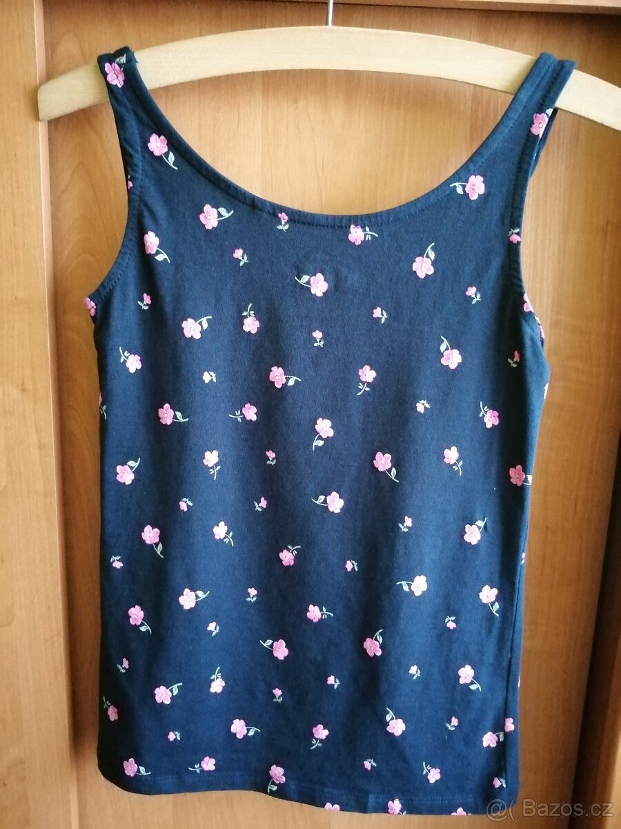 Tílko s růžičkami vel. S - 2