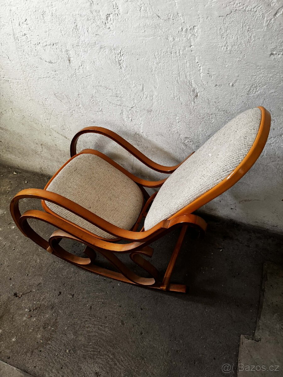 Houpací křeslo - 2