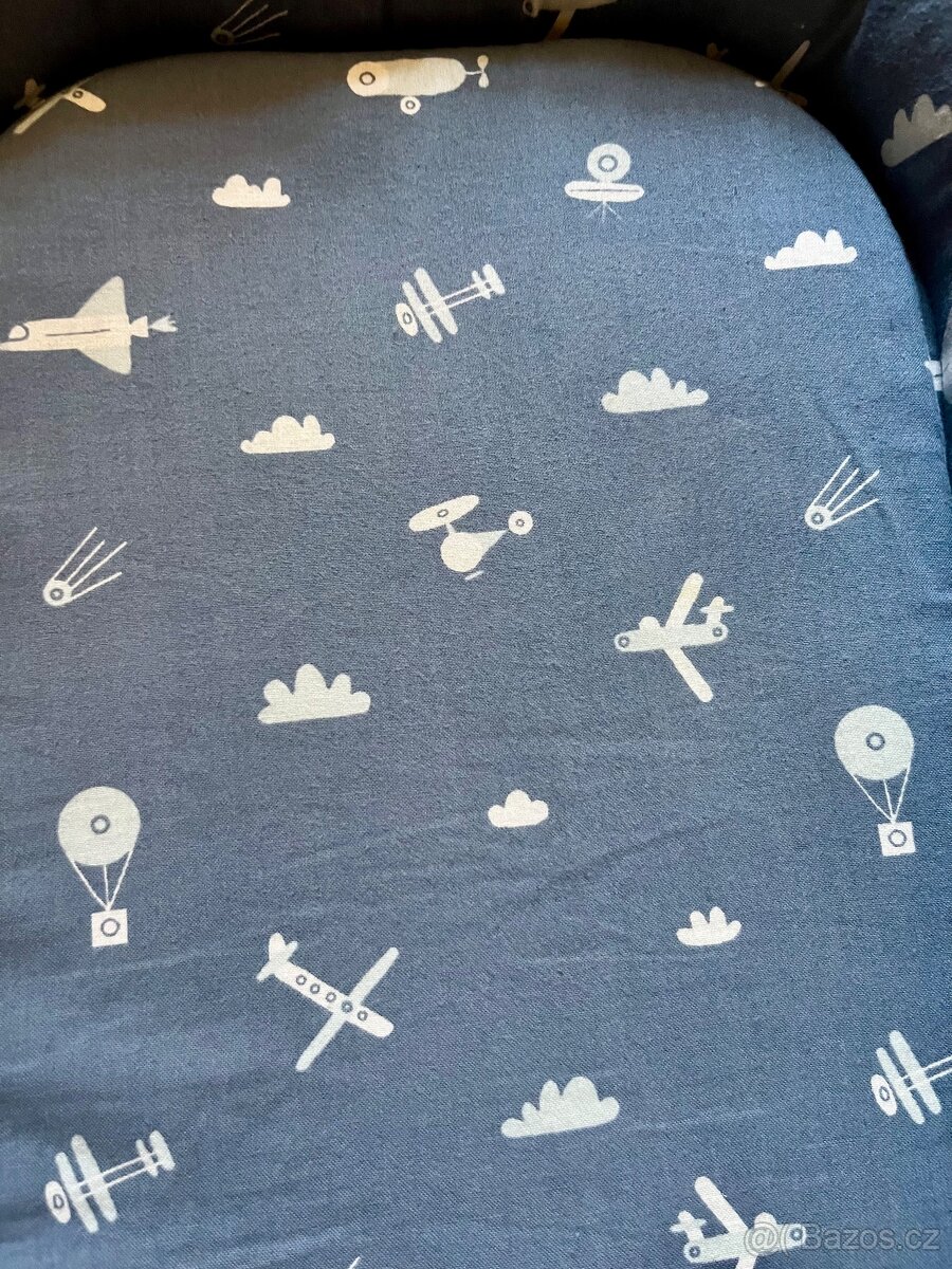 Hnízdo Vesmír oboustranné modré - 2