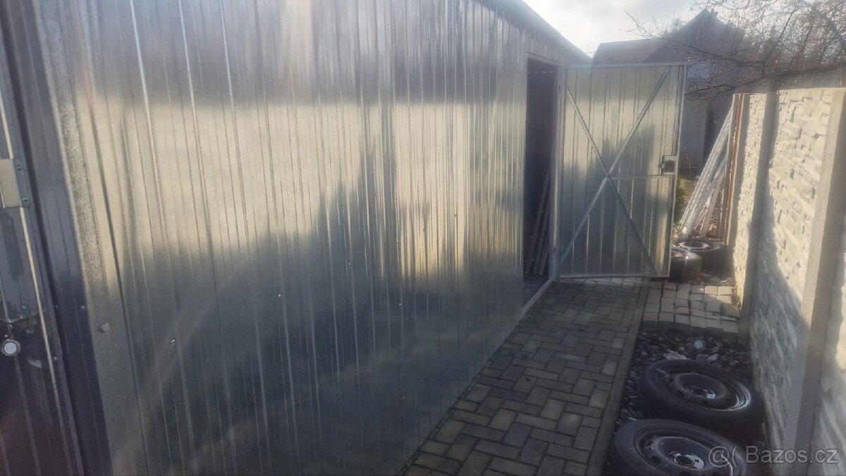 Plechová garáž - sklad - 2