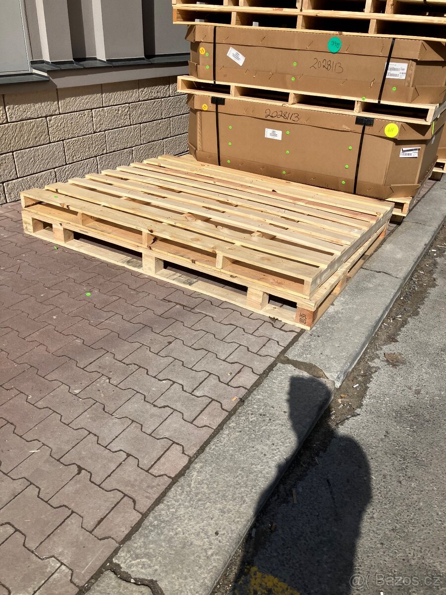 Palety a bedny za odvoz - 2