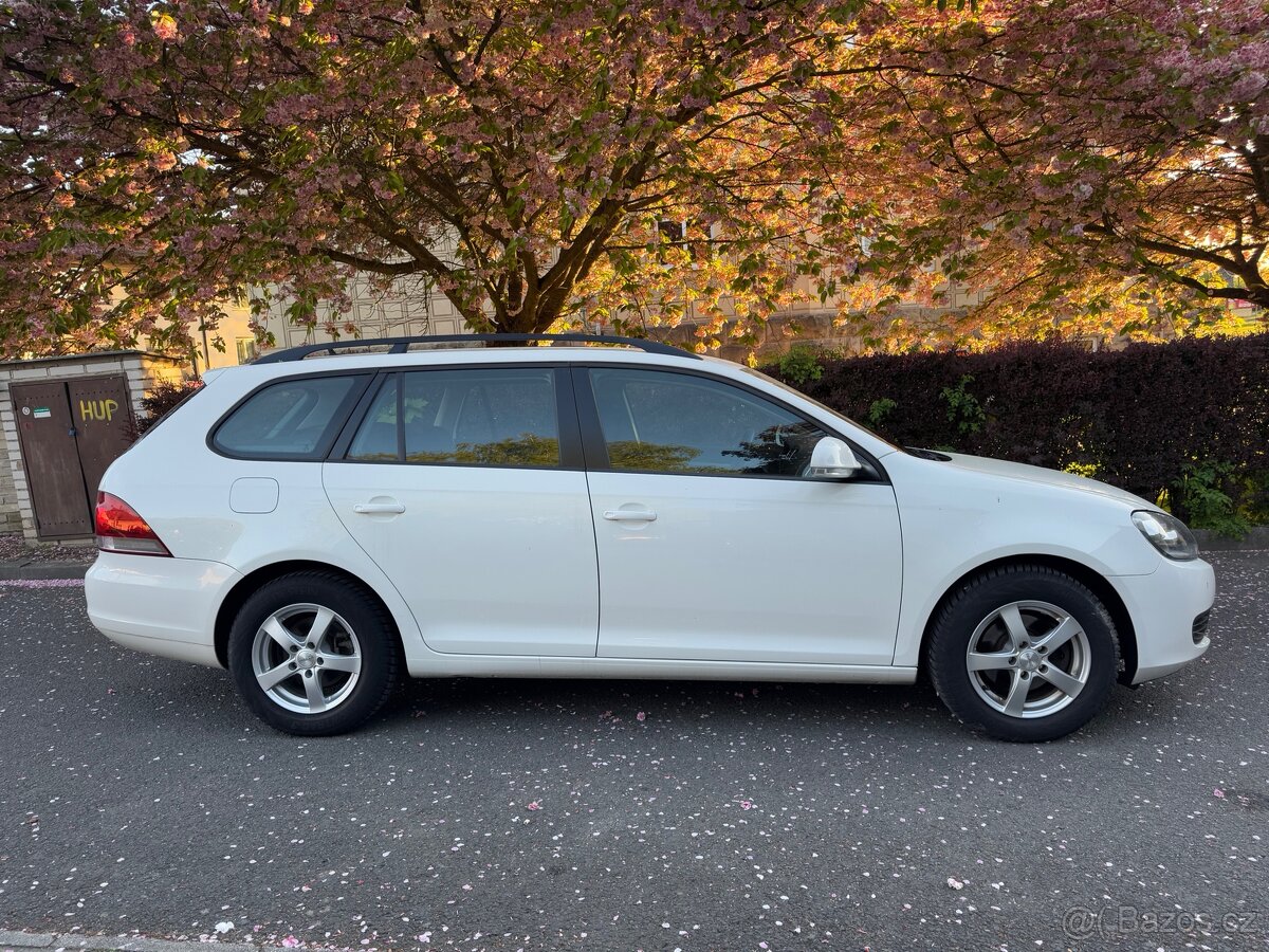 VW Volkswagen Golf 6 combi 2010 77kw benzin turbo 6kvalt - 2