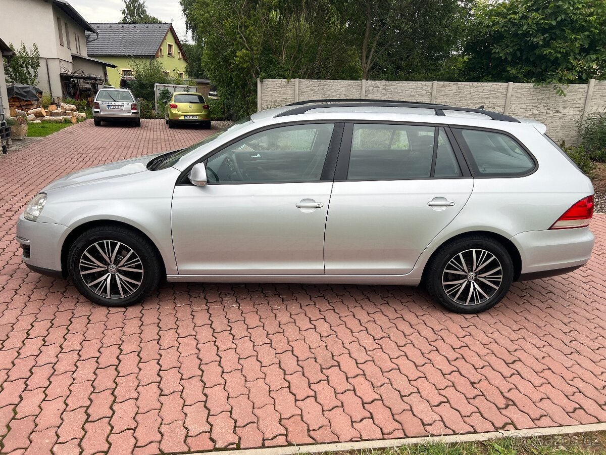 Volkswagen Golf 1.9TDI 77KW,KLIMA,TZ,NAVI,ALU - 2