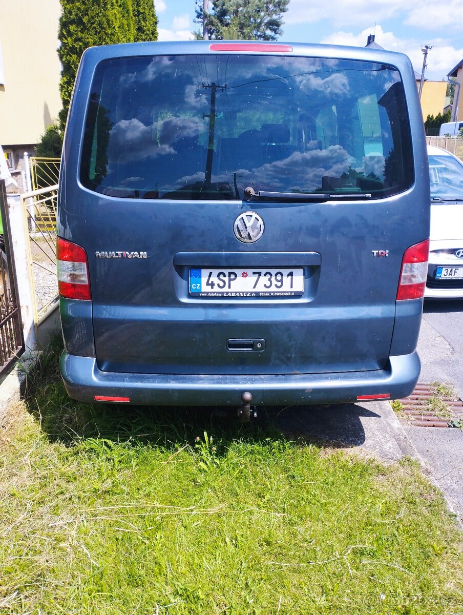 VW Multivan T5 2.5 TDI - 2