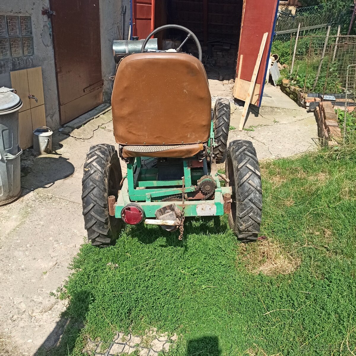 Traktor domácí výroba - 2