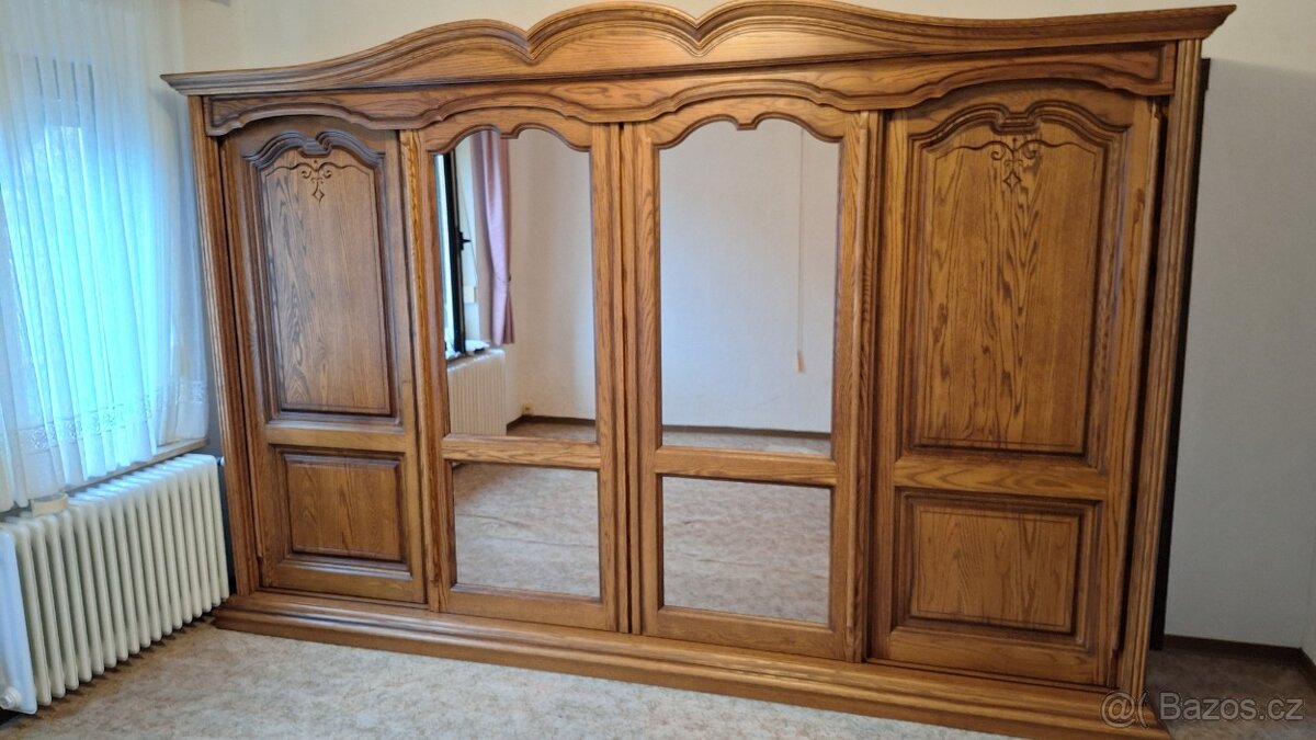 ,,,,,,ZAMLUVENO,,,,,LOŽNICE SKŘÍŇ S POSUVNÝMI DVEŘMI - 2