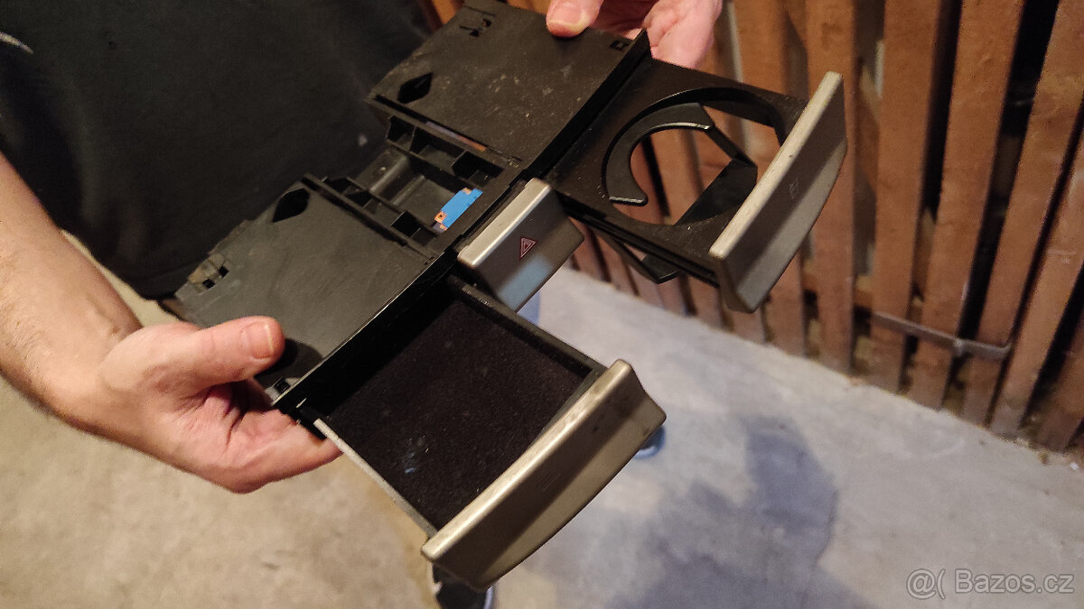 Drzak piti Lancia Lybra - 2