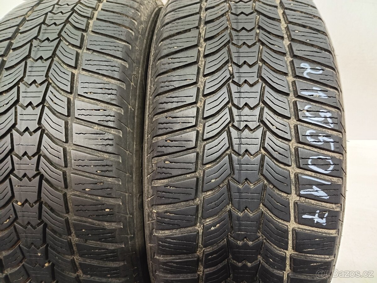 2ks zimní pneu 215/50/17 Sava - 2