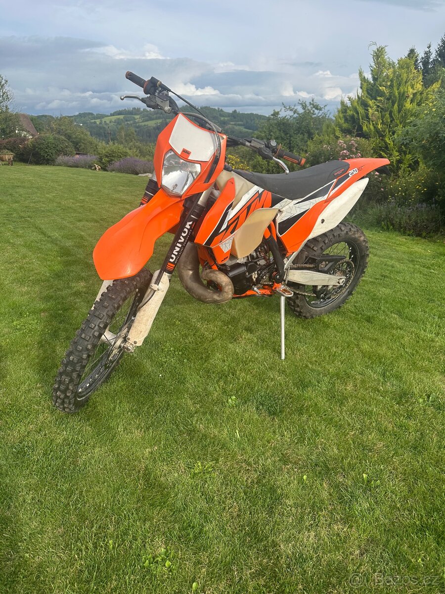 KTM 250 EXC - 2