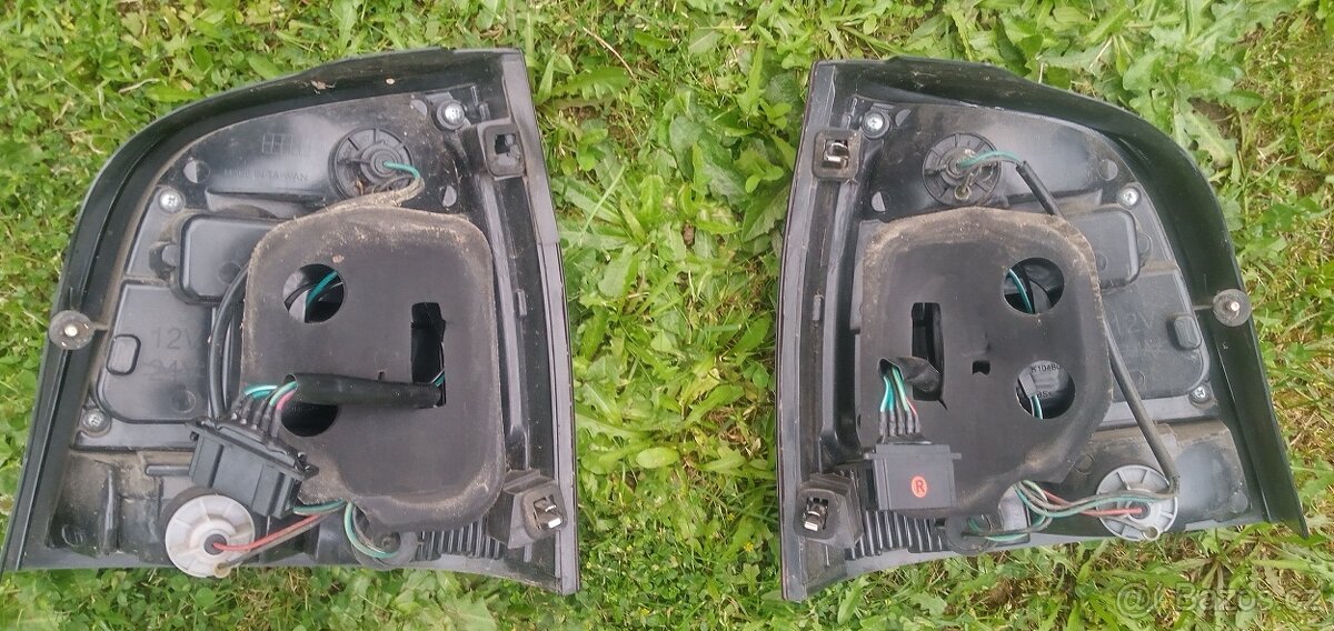 VW Polo 9n zad.led světla.(číst text). - 2