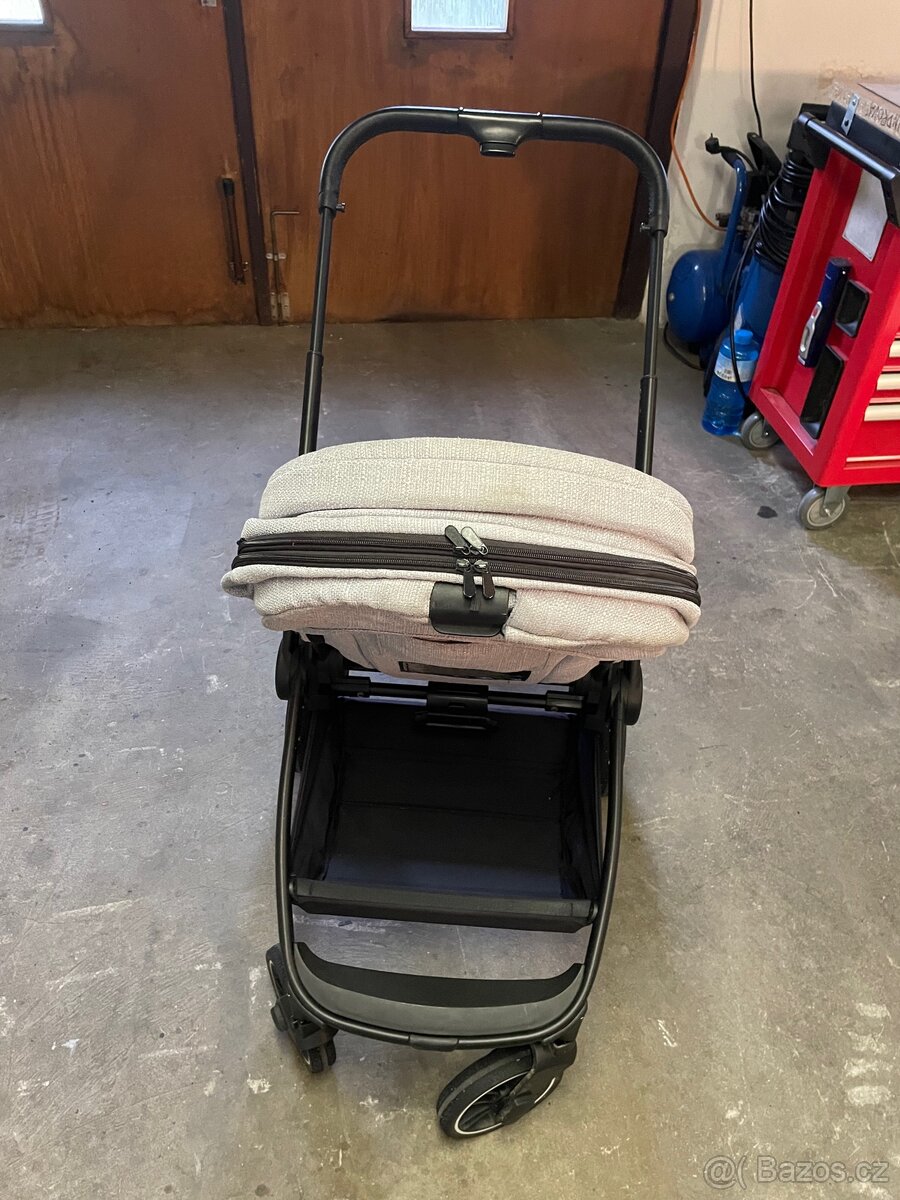 Kočárek Zopa rezervace do 5.12 - 2