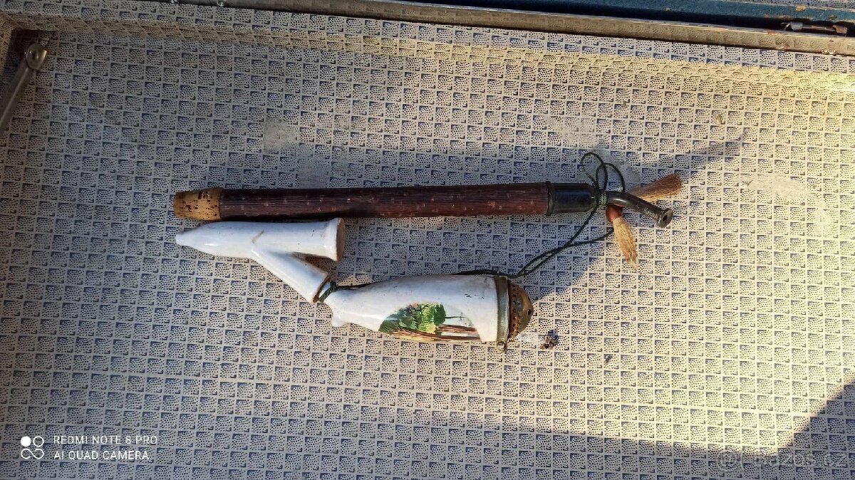 Porcelánová fajfka - 2