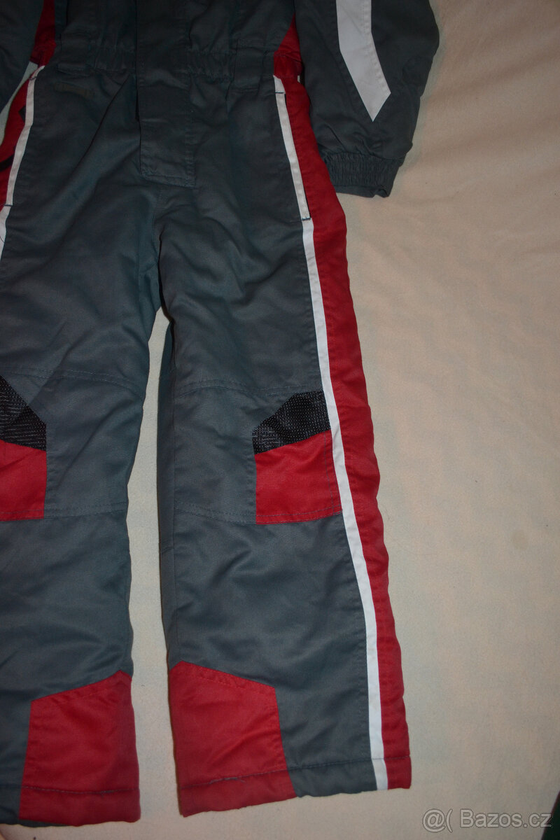 zimní kombinéza v.122, dva druhy, cena 270kč,330kč - 2