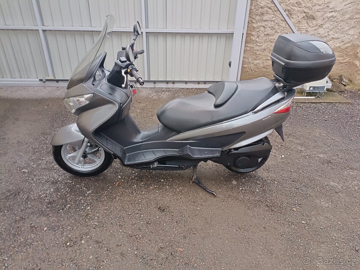 Suzuki Burgman 125i CZ Doklady v ceně - 2