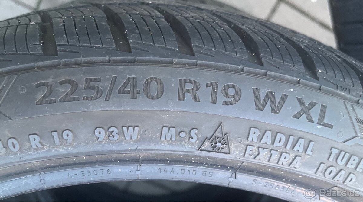 225/40 R19 - 4x zimní Barum 7-8mm - 2
