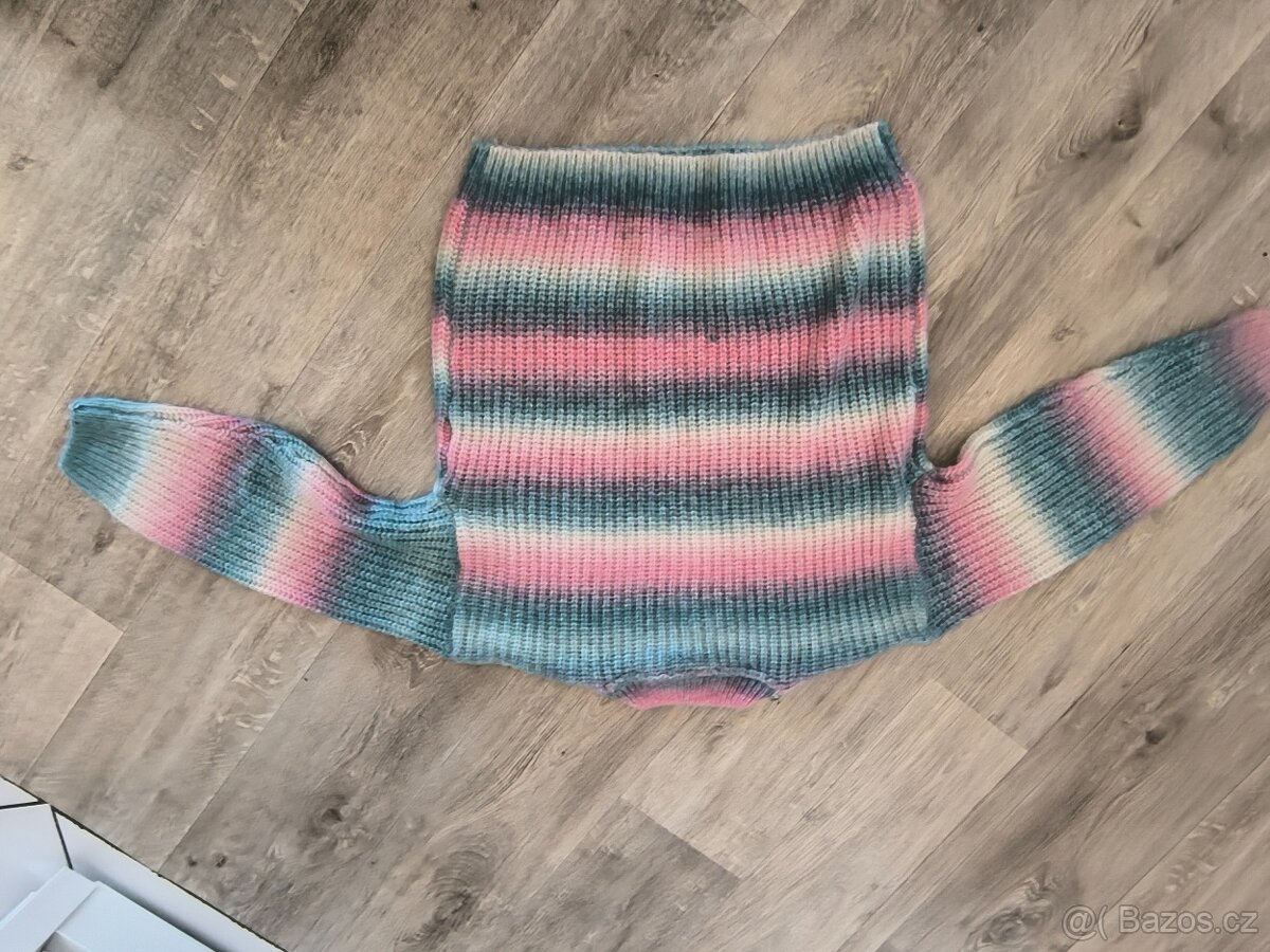 Dívčí svetry vel 158-164 - 2