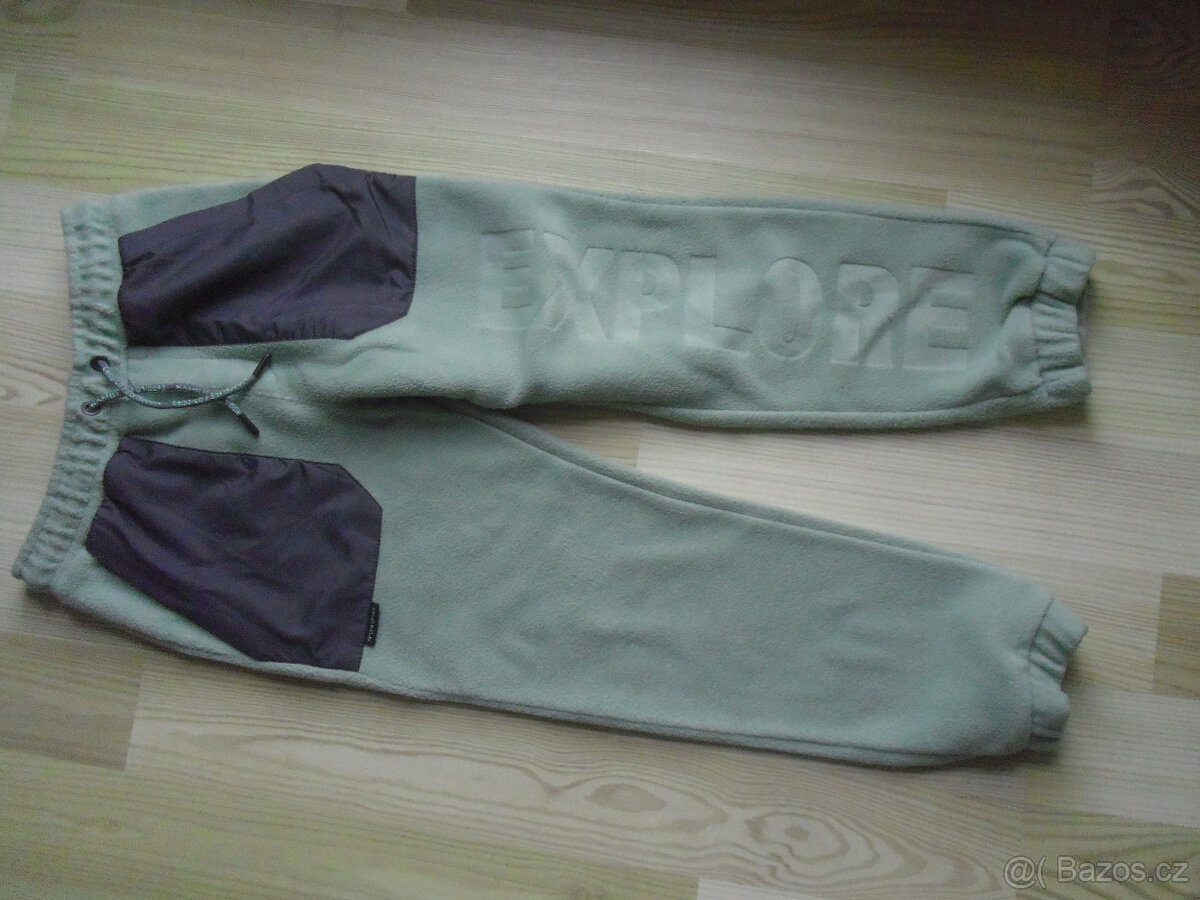 Tepláky Reserved vel. 146 - 2