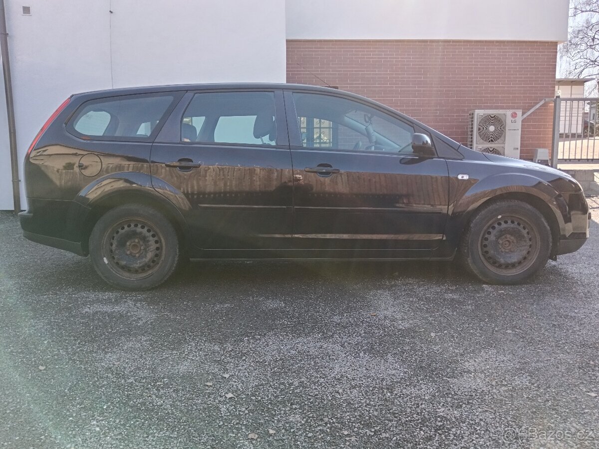 Ford Focus 1.6 TDCi 66kW, nová STK - 2