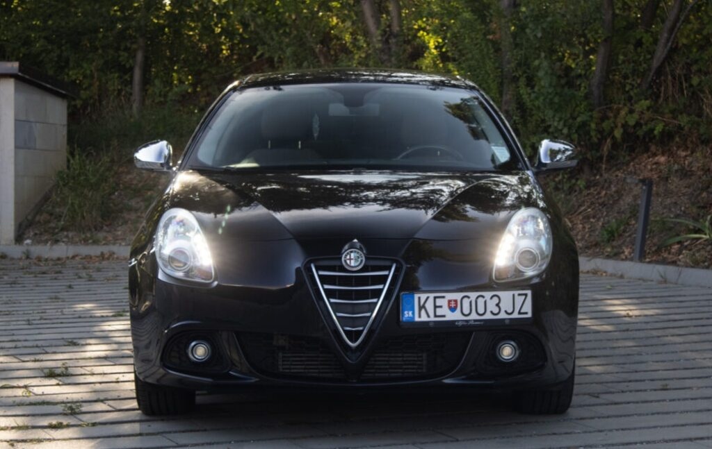 Alfa Romeo Giulietta (2015) - 2