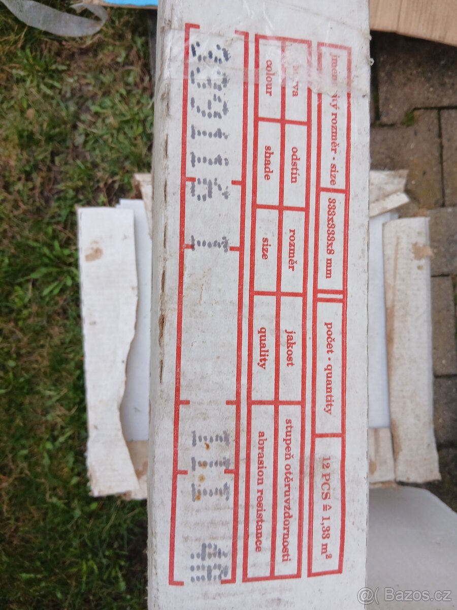 Prodám dlažbu 33x33 cm - 2