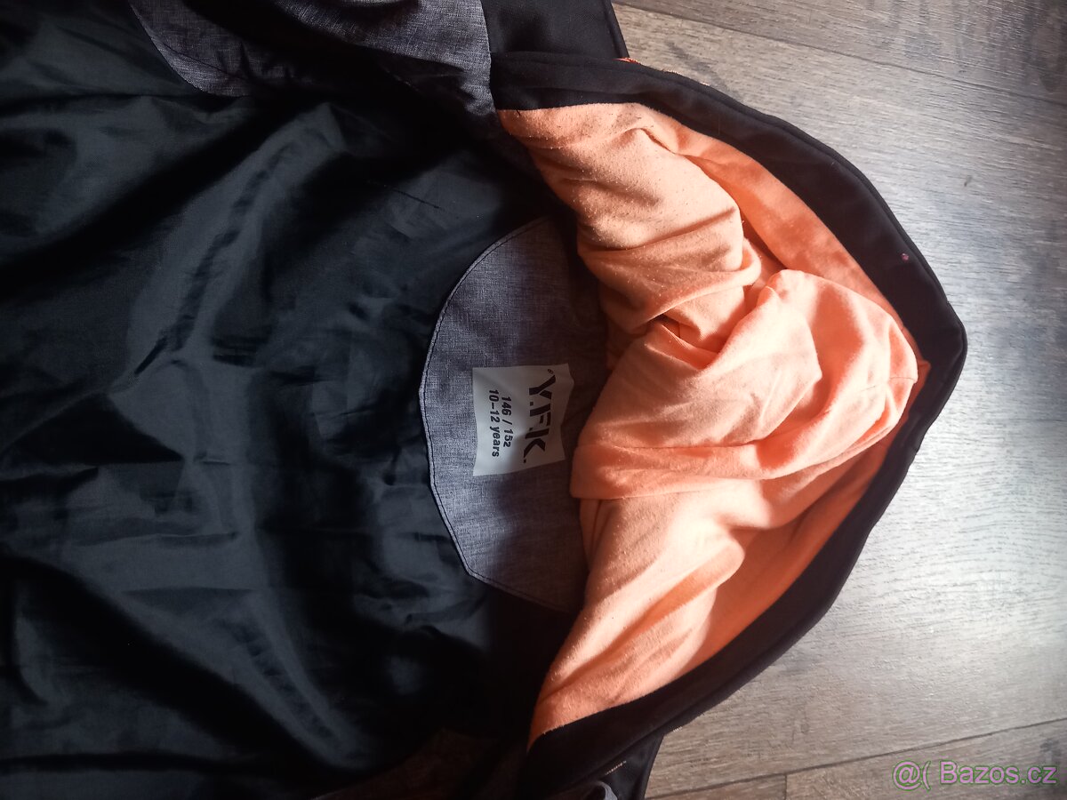 Dívčí vesta 146/152 - 2