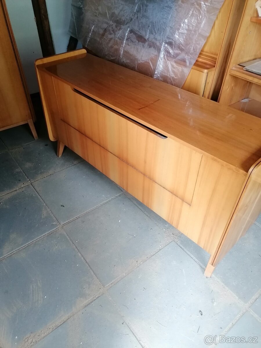 Obývací nábytek - 2