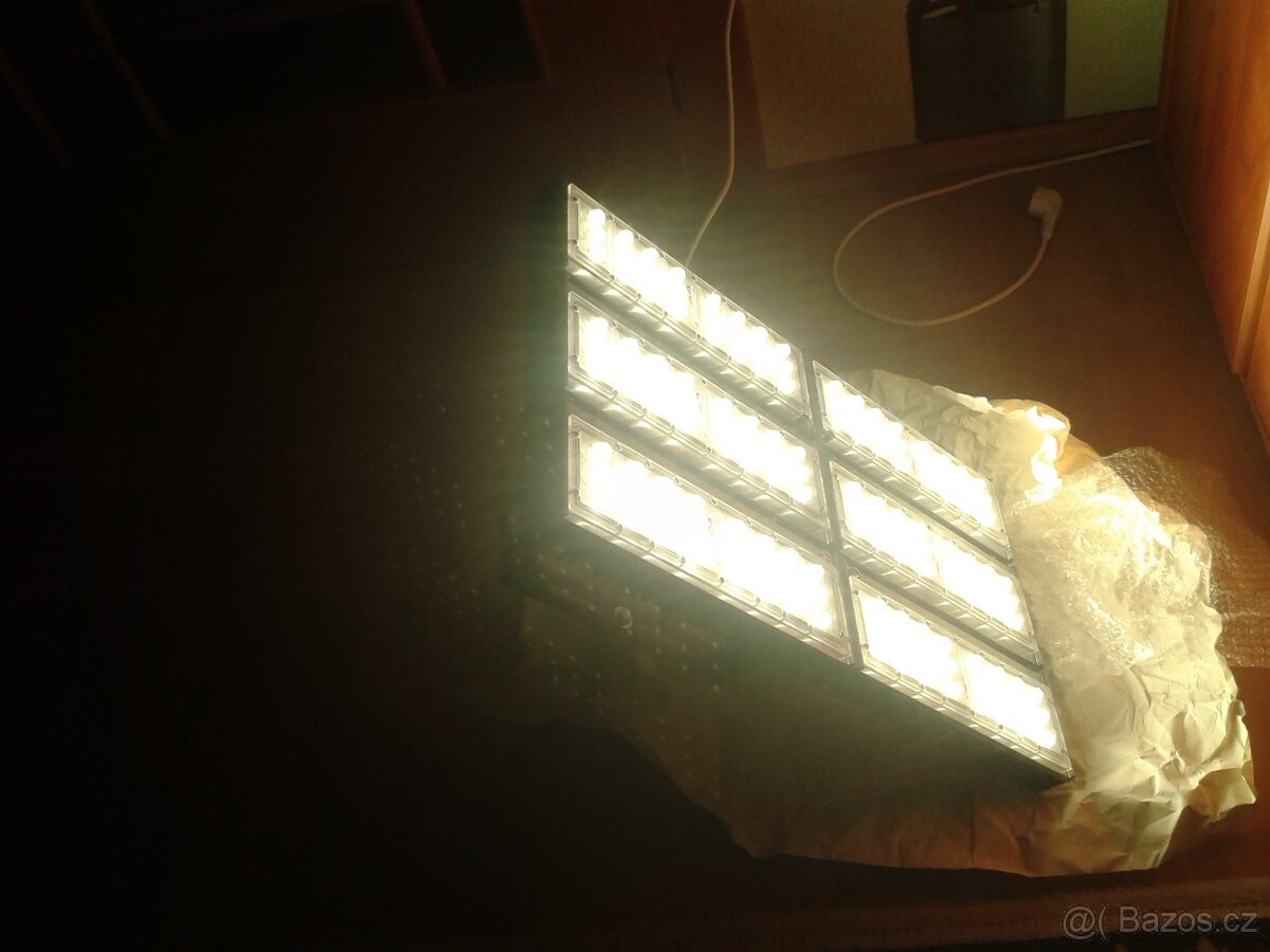 Průmyslové led svítidlo - 2