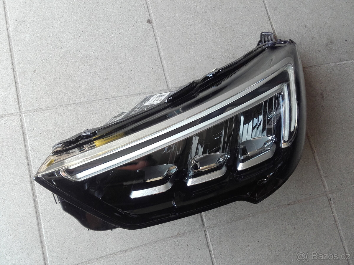 levé přední světlo opel crossland full led - 2