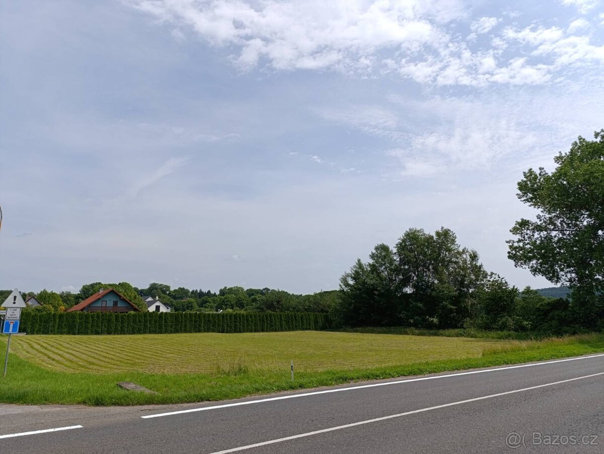 Prodej pozemku pro komerční výstavbu, u silnice I/35 (Jc-HK) - 2