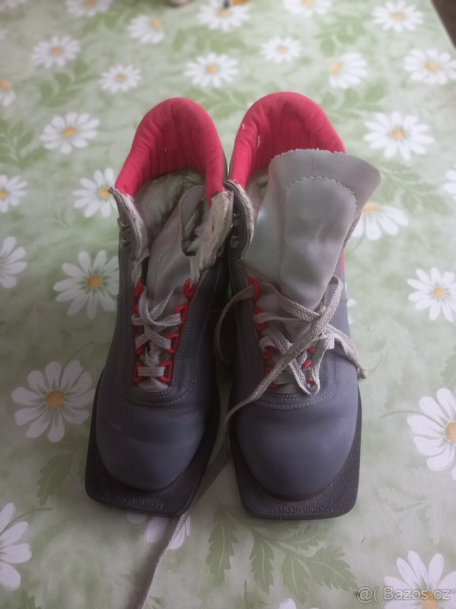 Prodám dětské běžky - 2