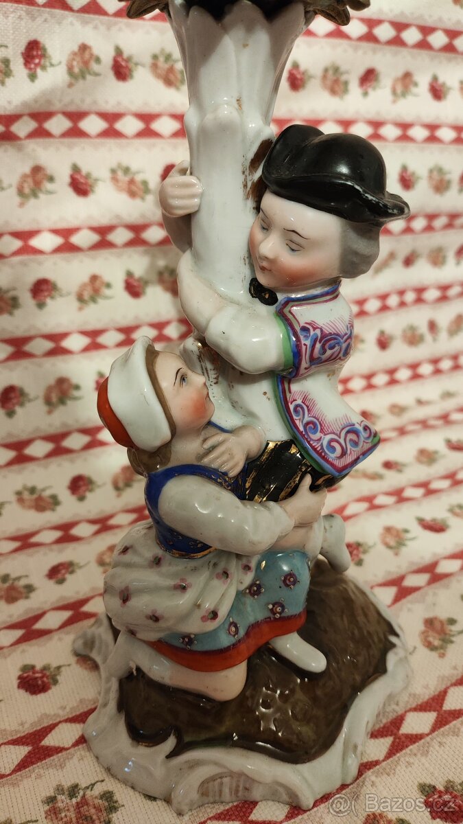 Sousoší-svícen - 2