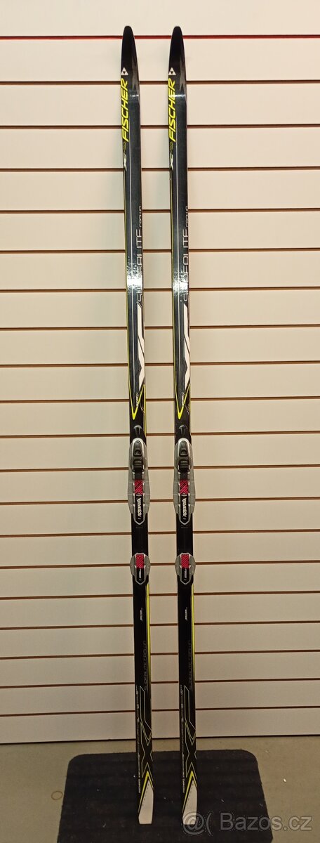 Běžky FISCHER SUPERLIGHT CROWN klasika 207cm - 2