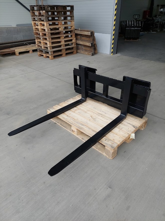 Paletizační vidle smykový nakladač CAT Bobcat a jiné skladem - 2